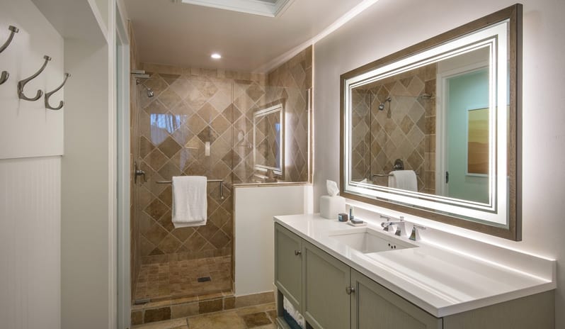 Hawks Cay Resort - Island View Room Bathroom